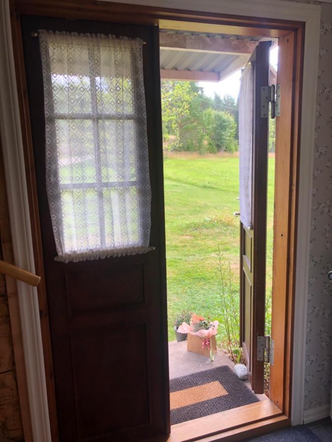 Mysig Lantlig Stuga, Nycklaroer Korsberga 外观 照片